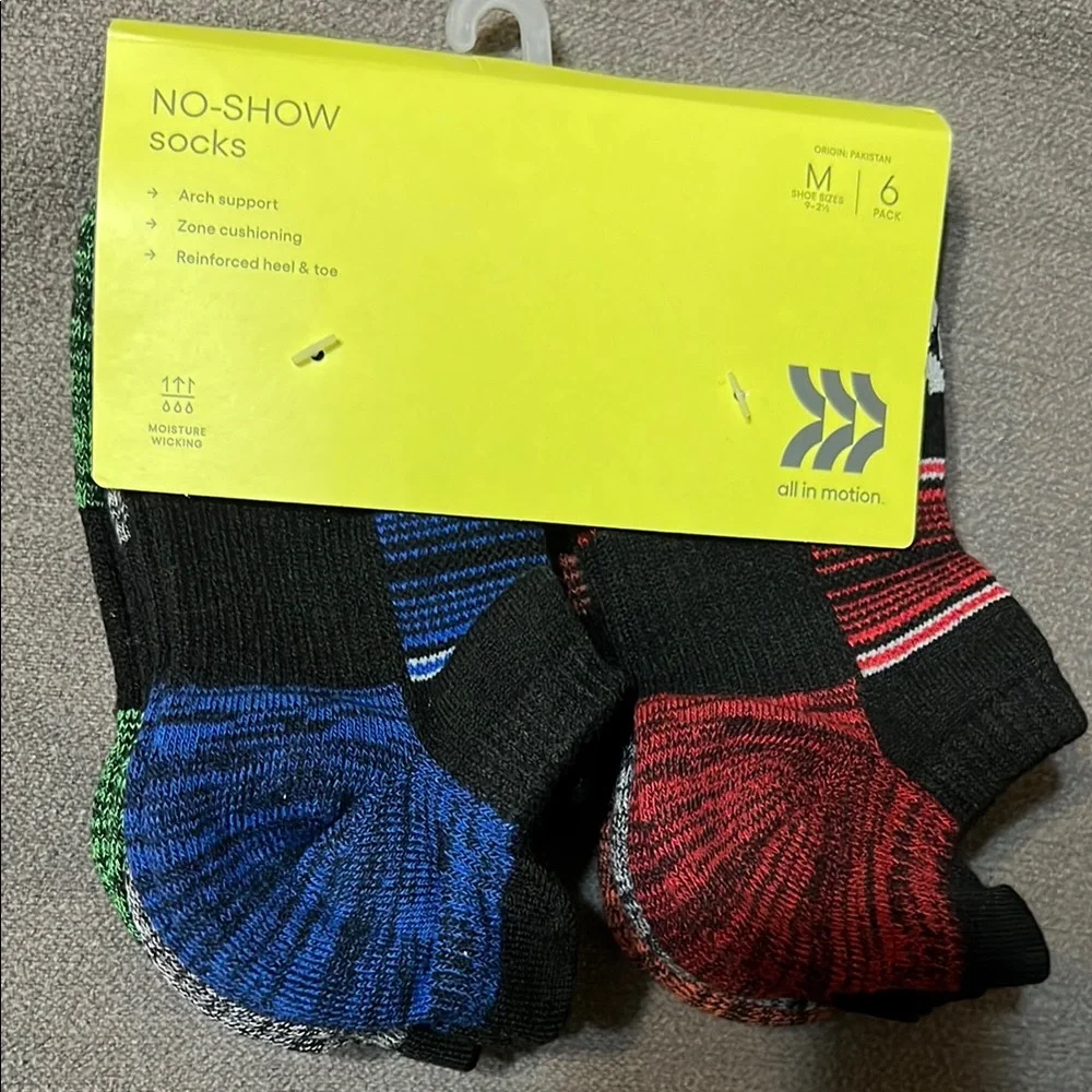 New All in Motion Boys No-Show Socks - Size Medium